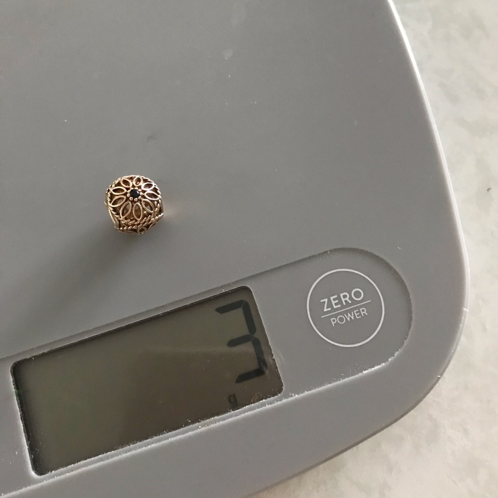 Pandora 14k gold flower charm - Picture 4 of 5